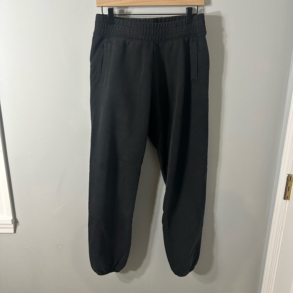 Aerie Women’s Black Cuffed Sweatpants